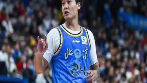 阿方索-戴维斯积极争取加入周日与美队对抗之战